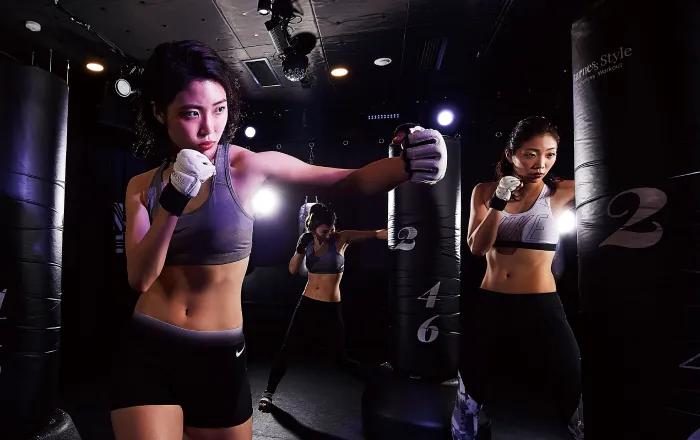 暗闇キックボクシング